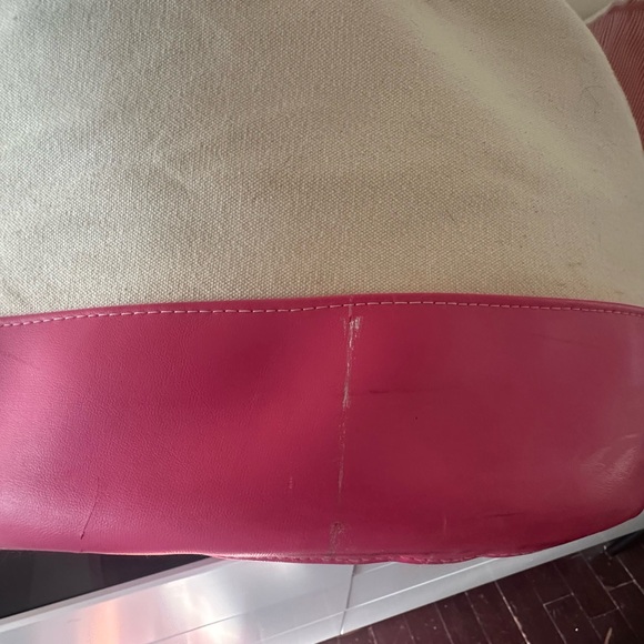 Rare x2 VS PINK store displays baskets/bins/totes - Picture 9 of 16